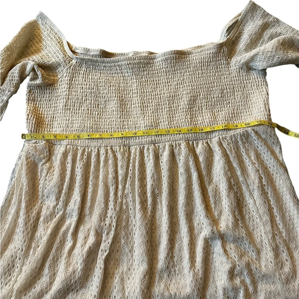 Torrid Babydoll Smocked Bodice Flare Sleeve Top Size 5 US 28, Ivory Eyelet